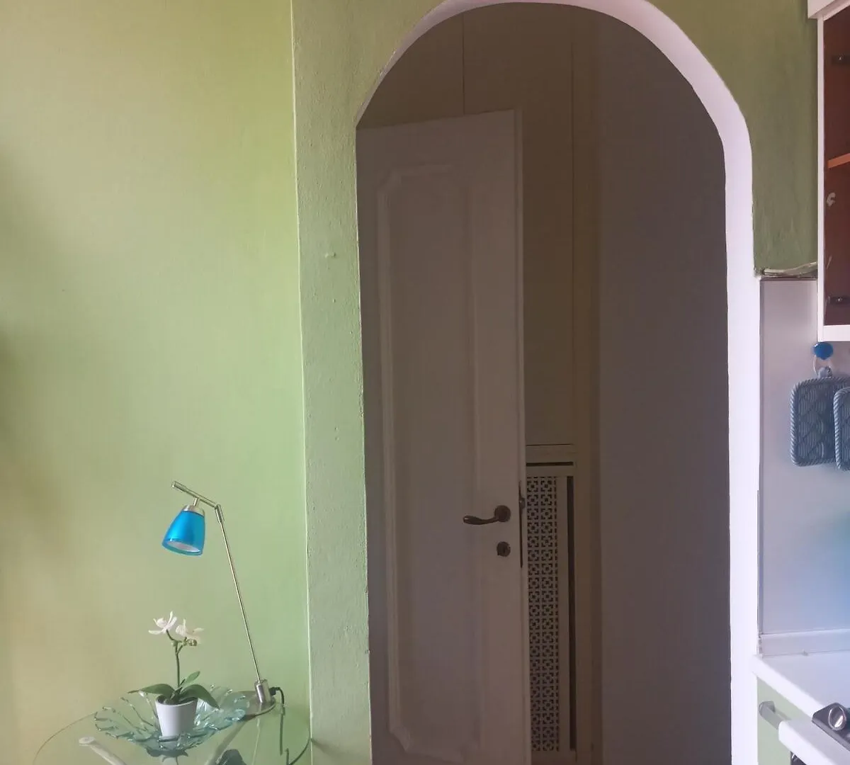アパート コモCasa Rossellaアパートメント イタリア